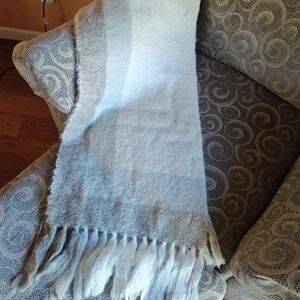 Donegal Design Scarf‎ Throw 74x18 Grey Cream Mohair Wool Handwoven Ireland